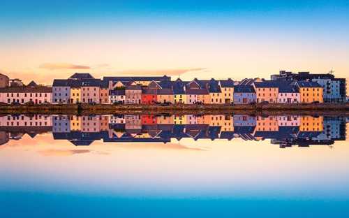 Kustnära sightseeingbuss i Galway