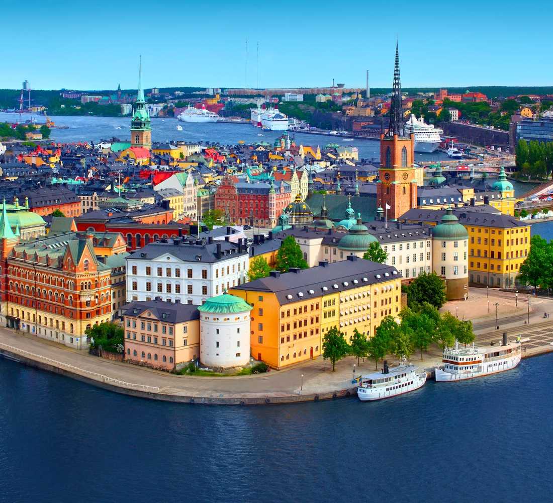 Hop-on hop-off sightseeing med buss i Stockholm, Sverige – Bussar med öppet tak, toppattraktioner och fri avbokning under 2026