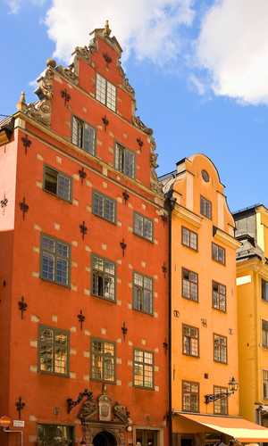 Boka din hop-on hop-off sightseeingtur med buss i Stockholm, Sverige – Officiella biljetter, justerbara rutter och fri avbokning under 2026