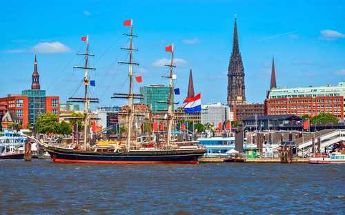 Sightseeingbuss i Speicherstadt i Hamburg